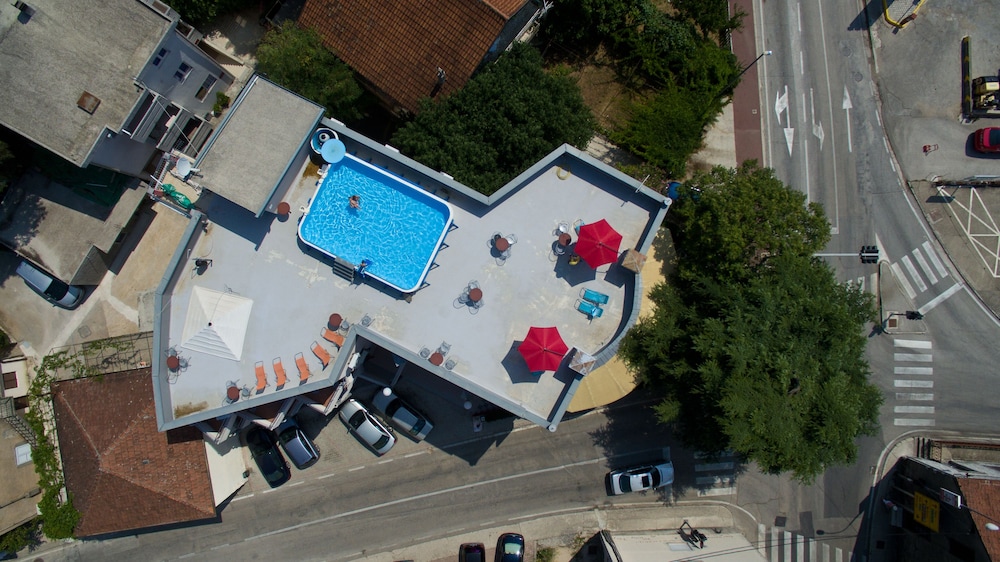 Prvan Hotel 22/36