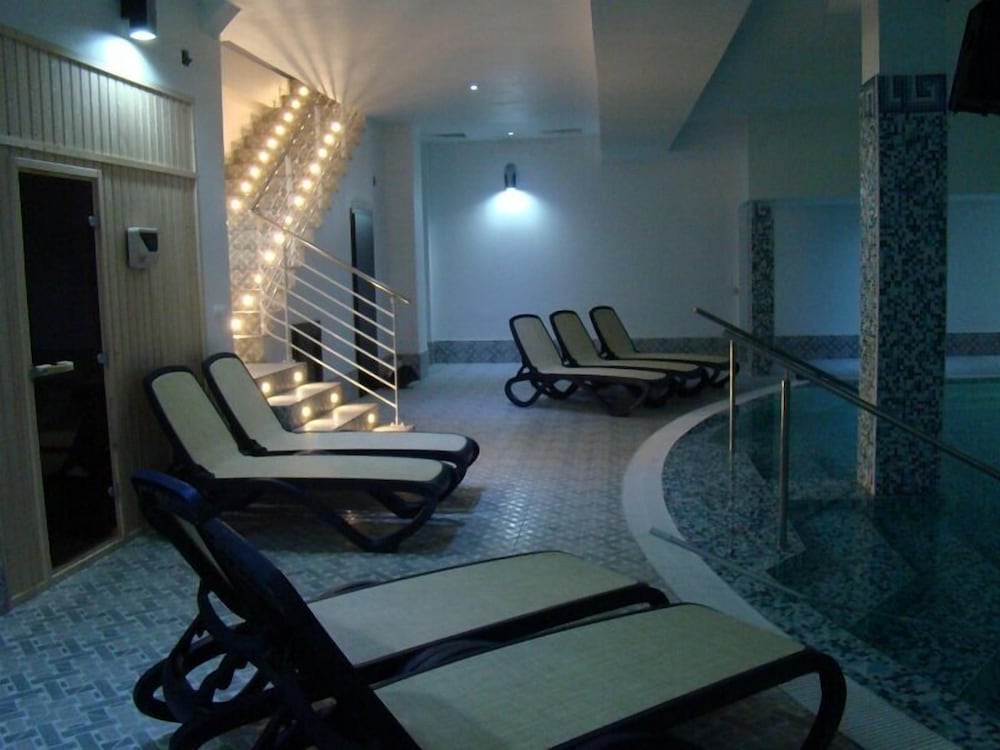Hotel Helin Aeroport 13/25