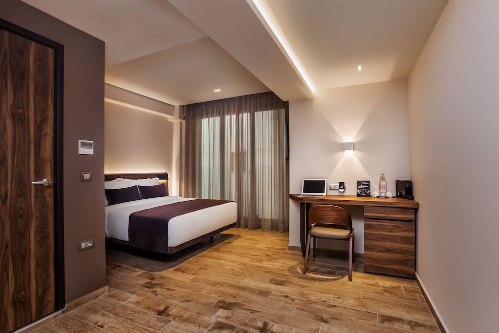 Ad Imperial Plus Hotel Thessal 23/30