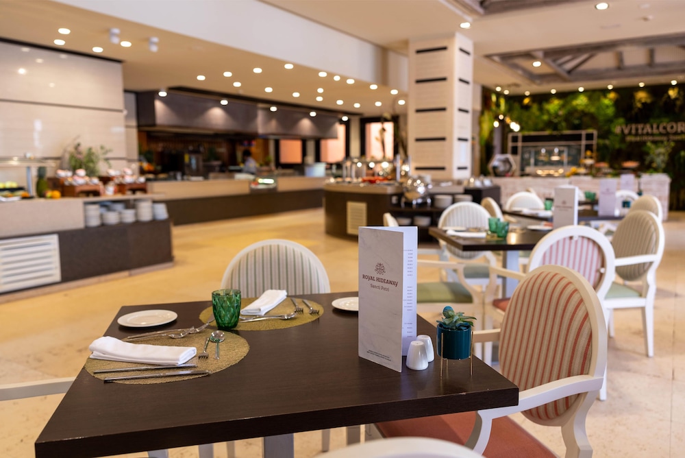 Royal Hideaway Sancti Petri A Member of Barcelo Hotel Group 57/72