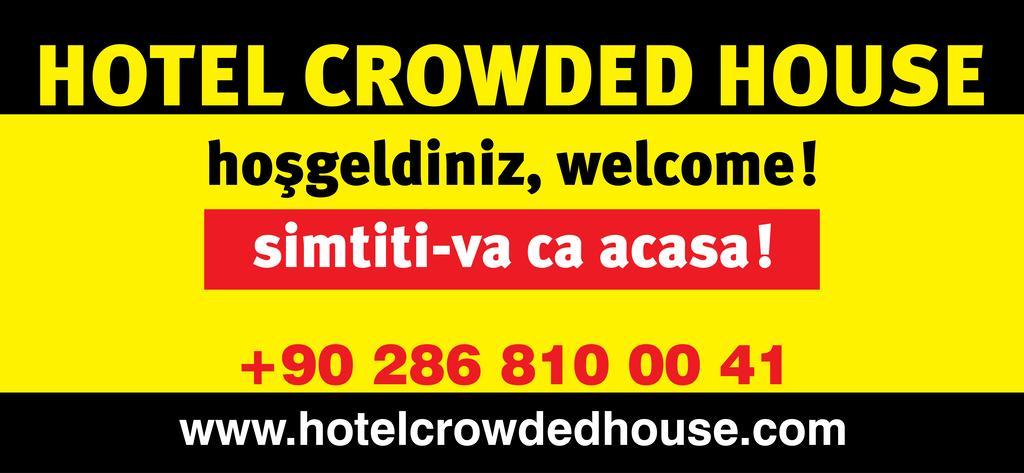 Crowded House Hotel 14/24