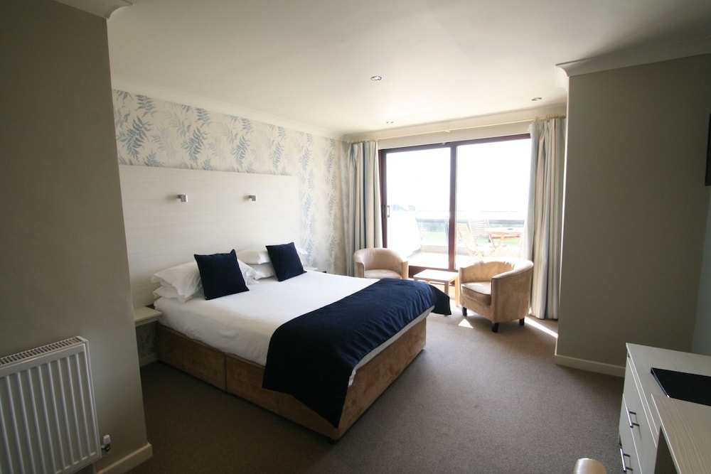 Dalmeny Resort Hotel 13/38