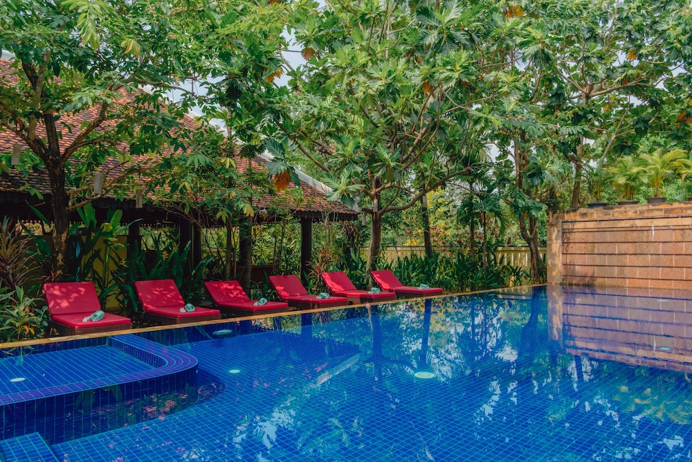 Pandora Suite D Angkor 49/50
