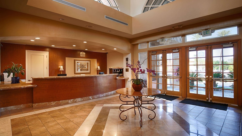 Best Western Plus Palm Desert Resort 9/43