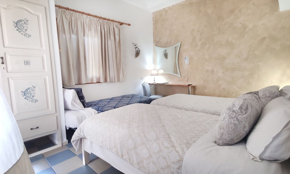 Panorama Studios & Apartments 28/66
