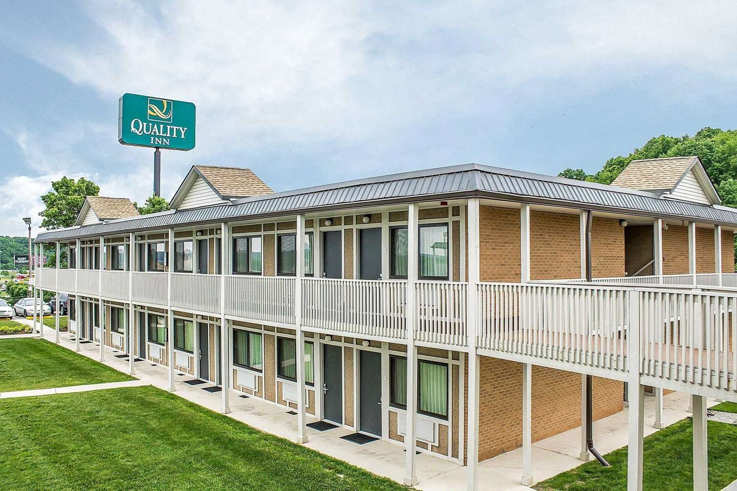 Quality Inn Cambridge 4/48