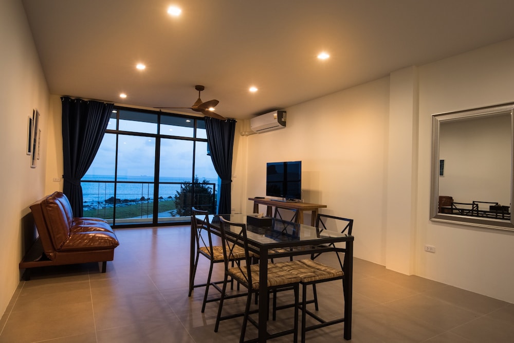 The Beach Resort & Residence 29/47