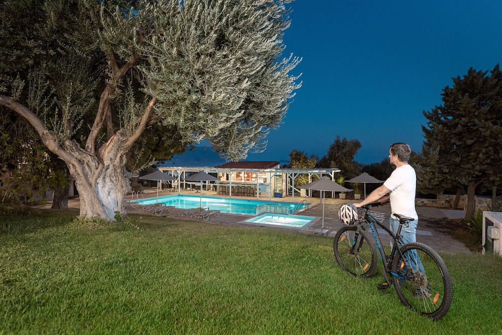 Ledra Samos Hotel 49/60