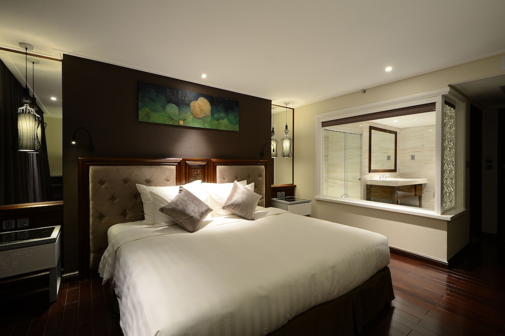The Chi Boutique Hotel 32/66