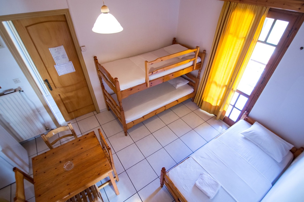 Studio, Double and Twin Beds