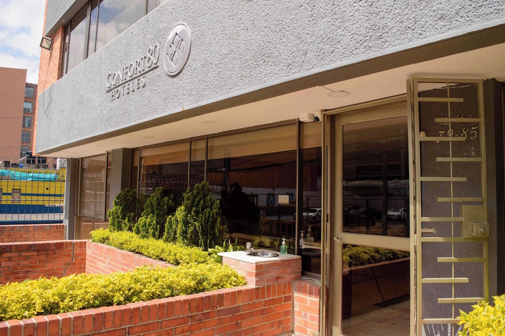 Confort 80 Zona Rosa Hotel 3/70
