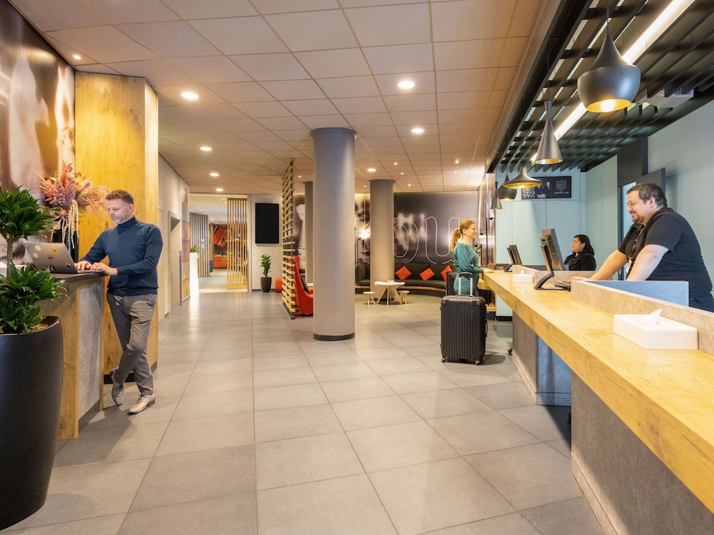 lobby