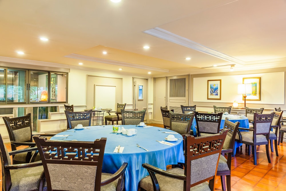 Cholchan Pattaya Beach Resort 58/74