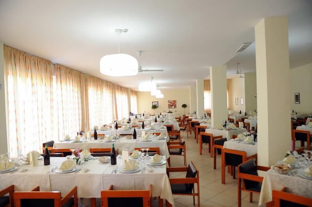 HOTELCLUB GUARDACOSTA 23/50