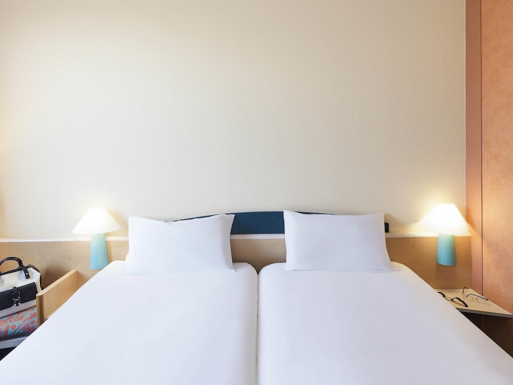IBIS LUXEMBOURG SUD 17/54