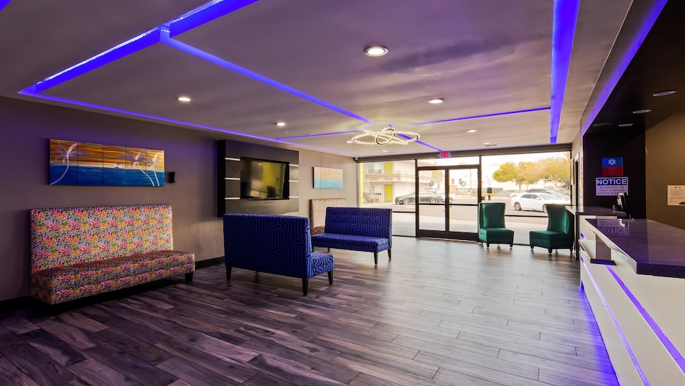 Surestay Plus Hotel By Best Western Point Richmond 11/37