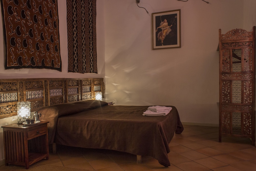 Diletto A Napoli B And B 10/24