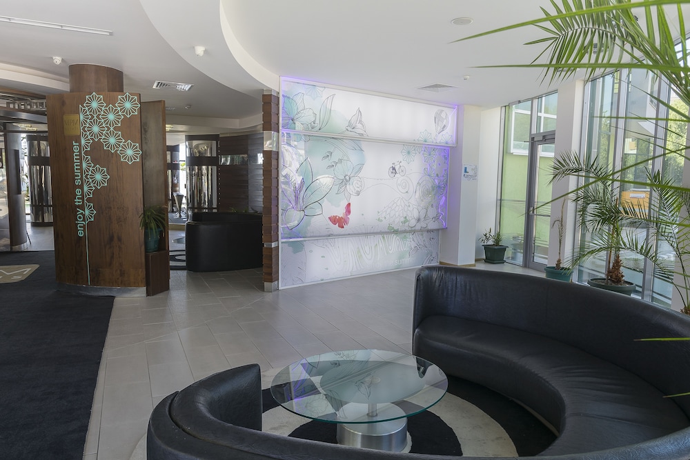 lobby