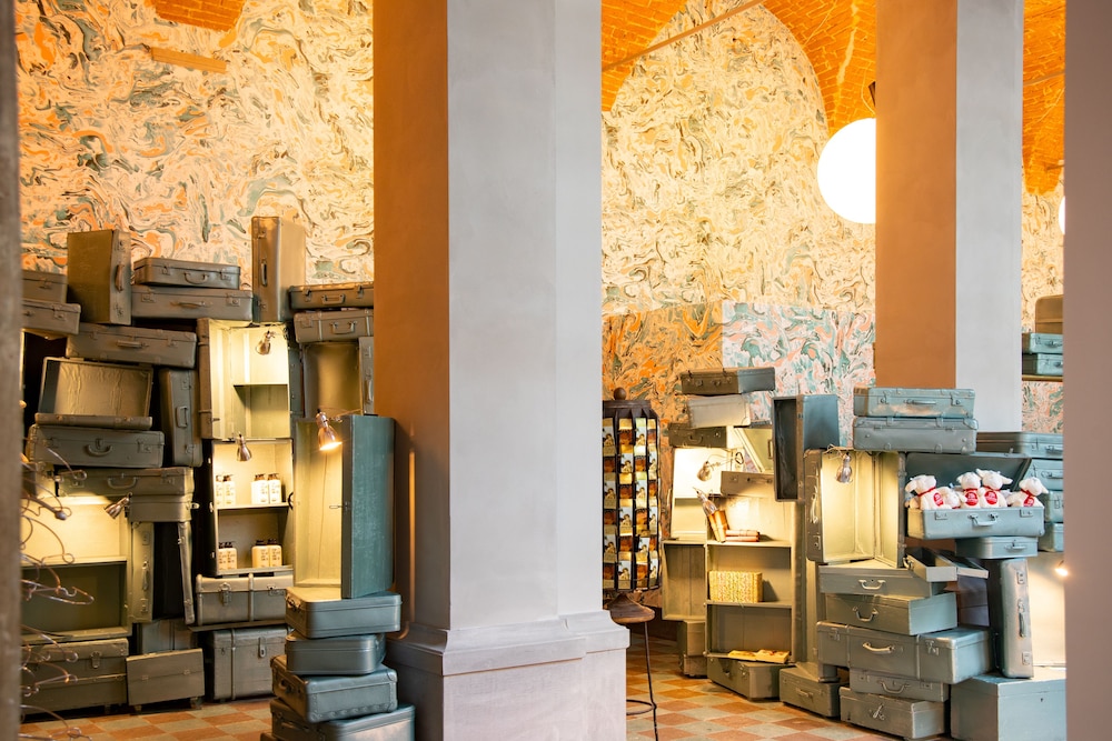 25hours Hotel Piazza San Paolino 59/60