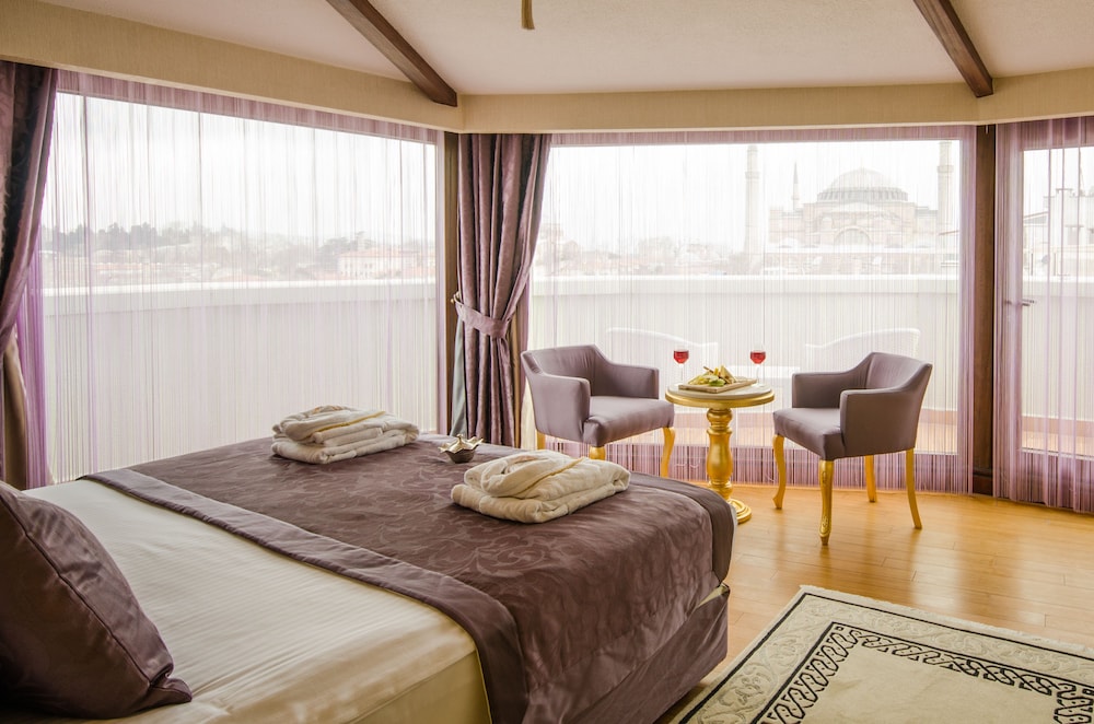 Arden City Hotel 34/67