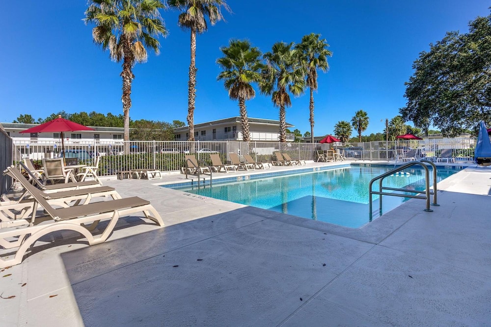 Studio 6 Extended Stay - Kissimmee, FL - Orlando 26/31