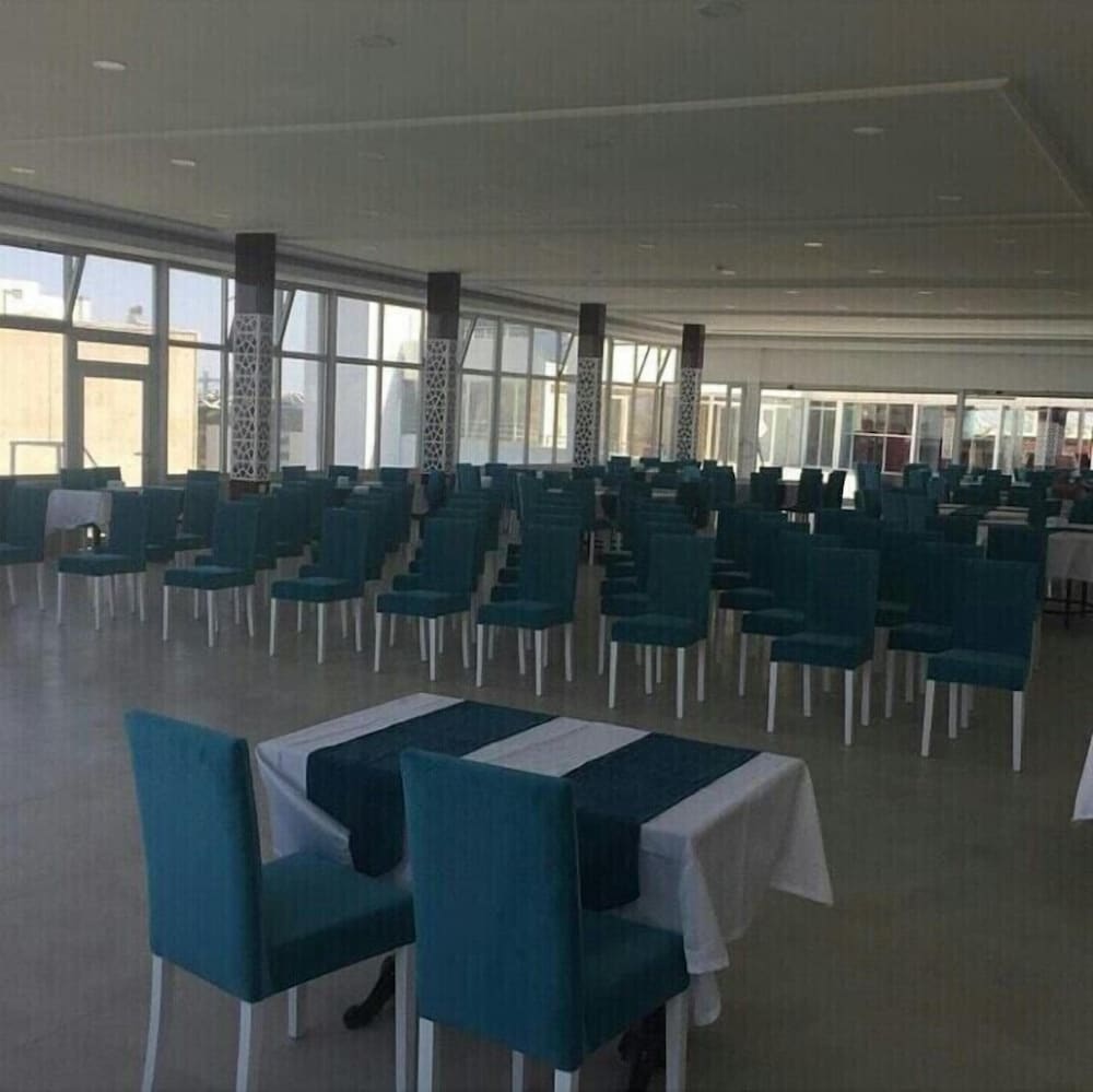 Bilgehan Hotel 25/29