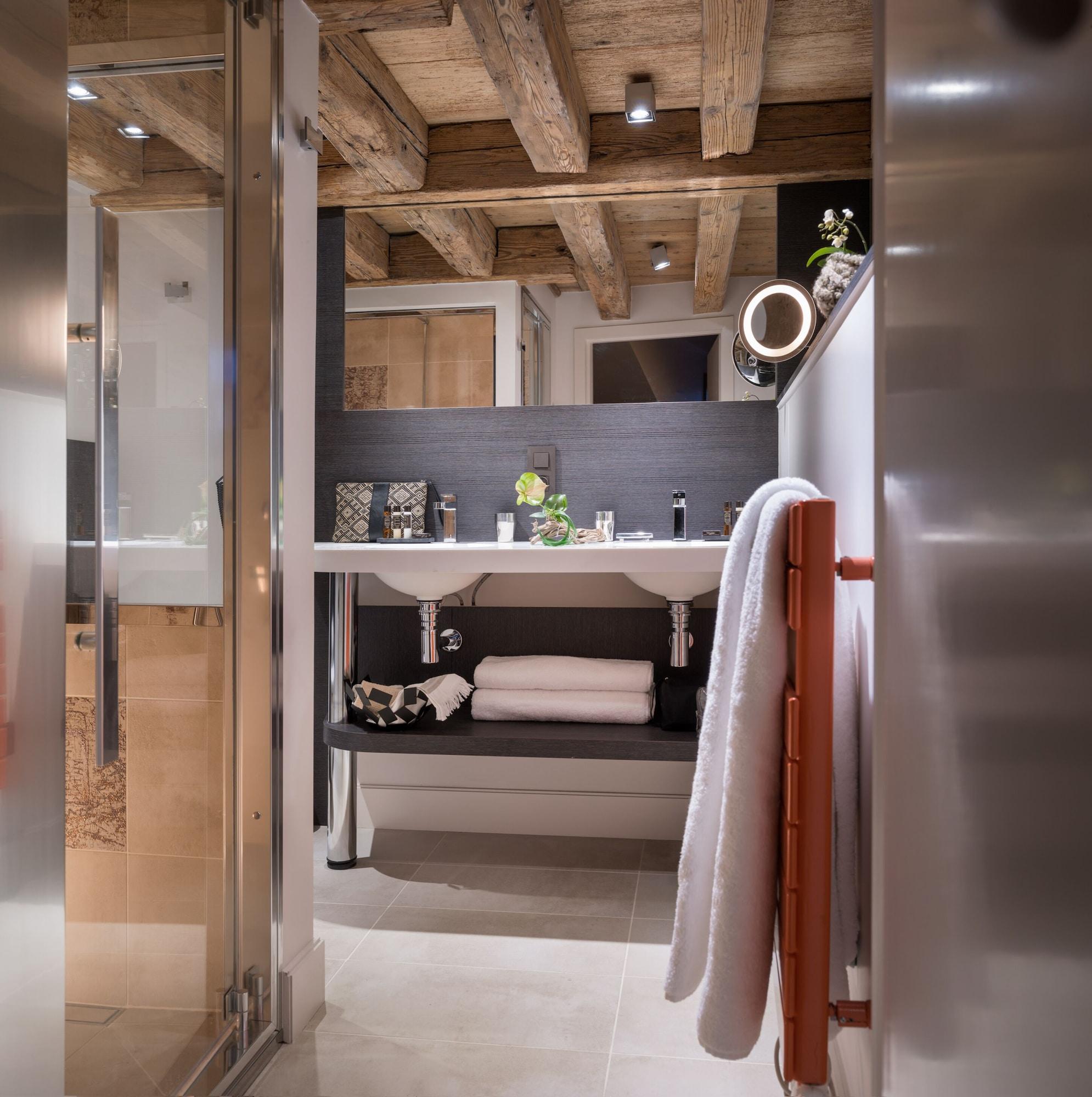 Duplex, Apartment