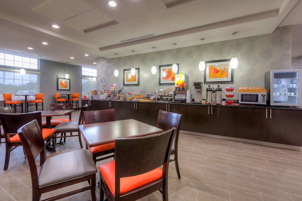 Best Western Plus Coweta's 1St Hotel 17/25