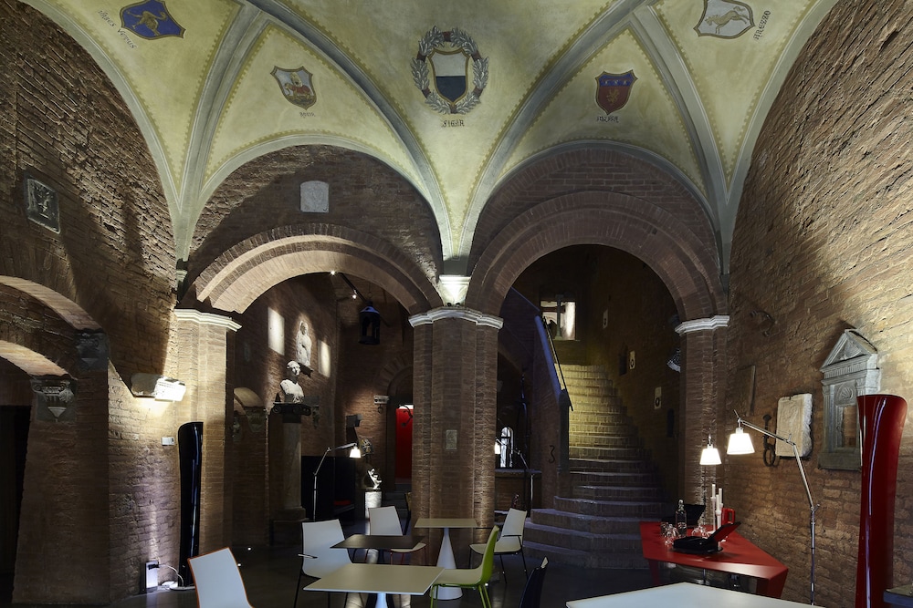 Palazzetto Rosso Hotel 4/74