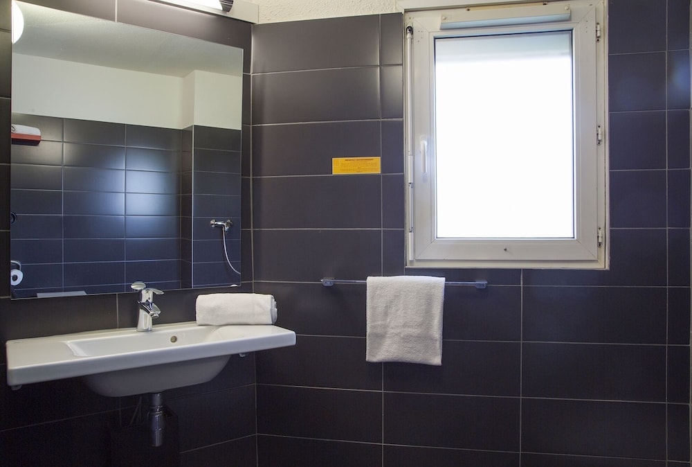 Greet Hotel Limoges Nord 34/64