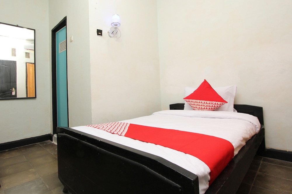 Oyo 434 Hotel Parahiyangan 12/23