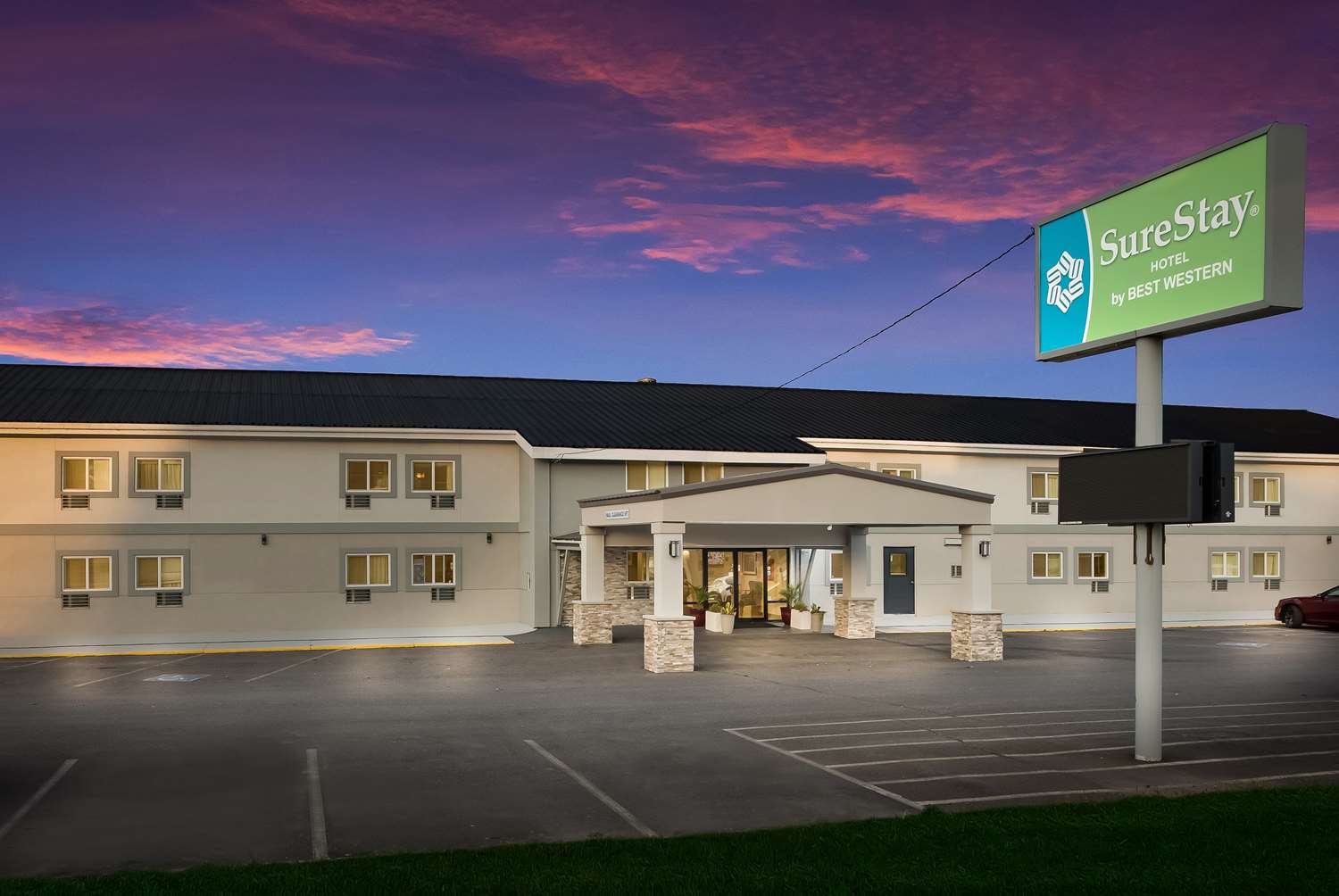 The SureStay Hotel by Best Western Presque Isle 2/42