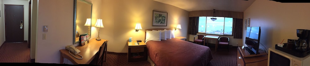 Port Angeles Inn 35/54