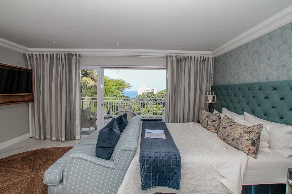 Sandals Guest House 24/77