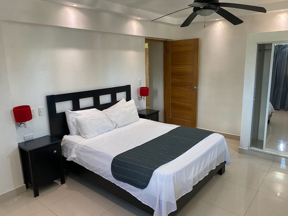 City Caribbean Hotel Boutique 25/65
