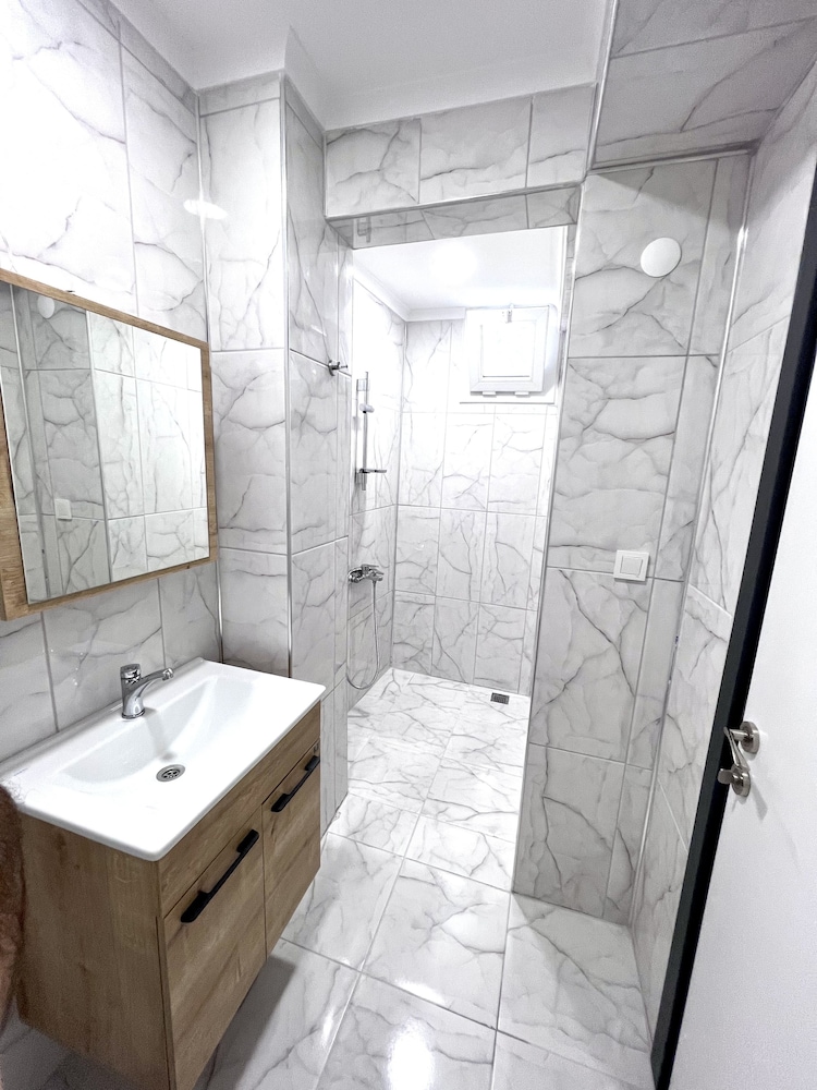Yucel Hotel 49/50