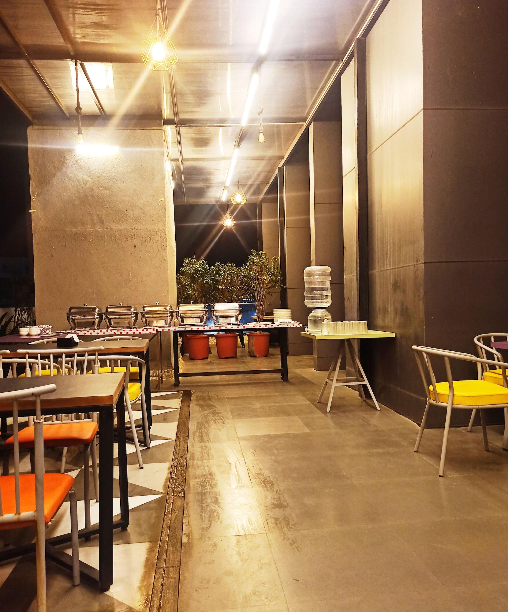StayBird - B Suite, Business Hotel, Kharadi (ex I suite Beacon) 41/52