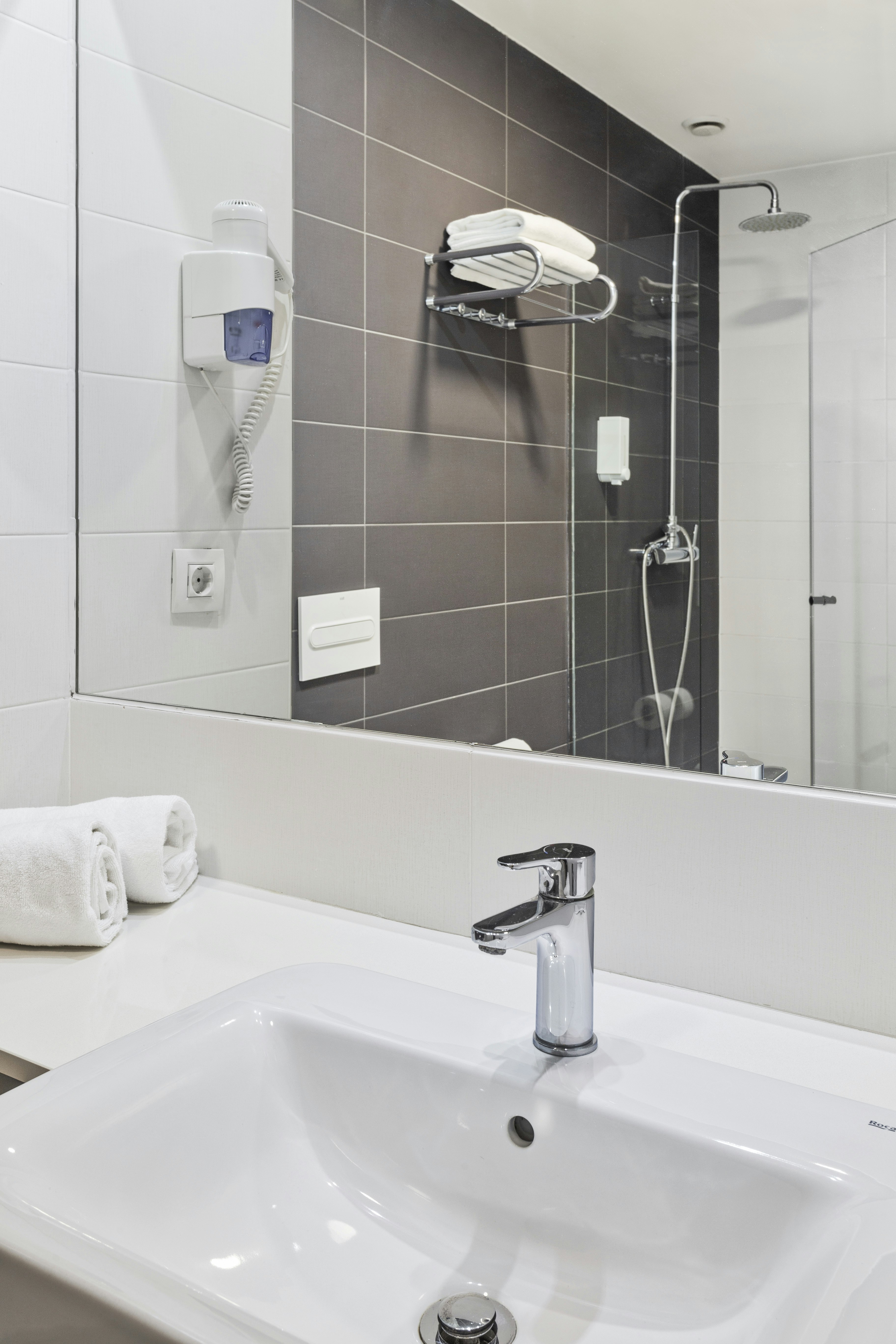 B&B HOTEL Barcelona Viladecans 18/18