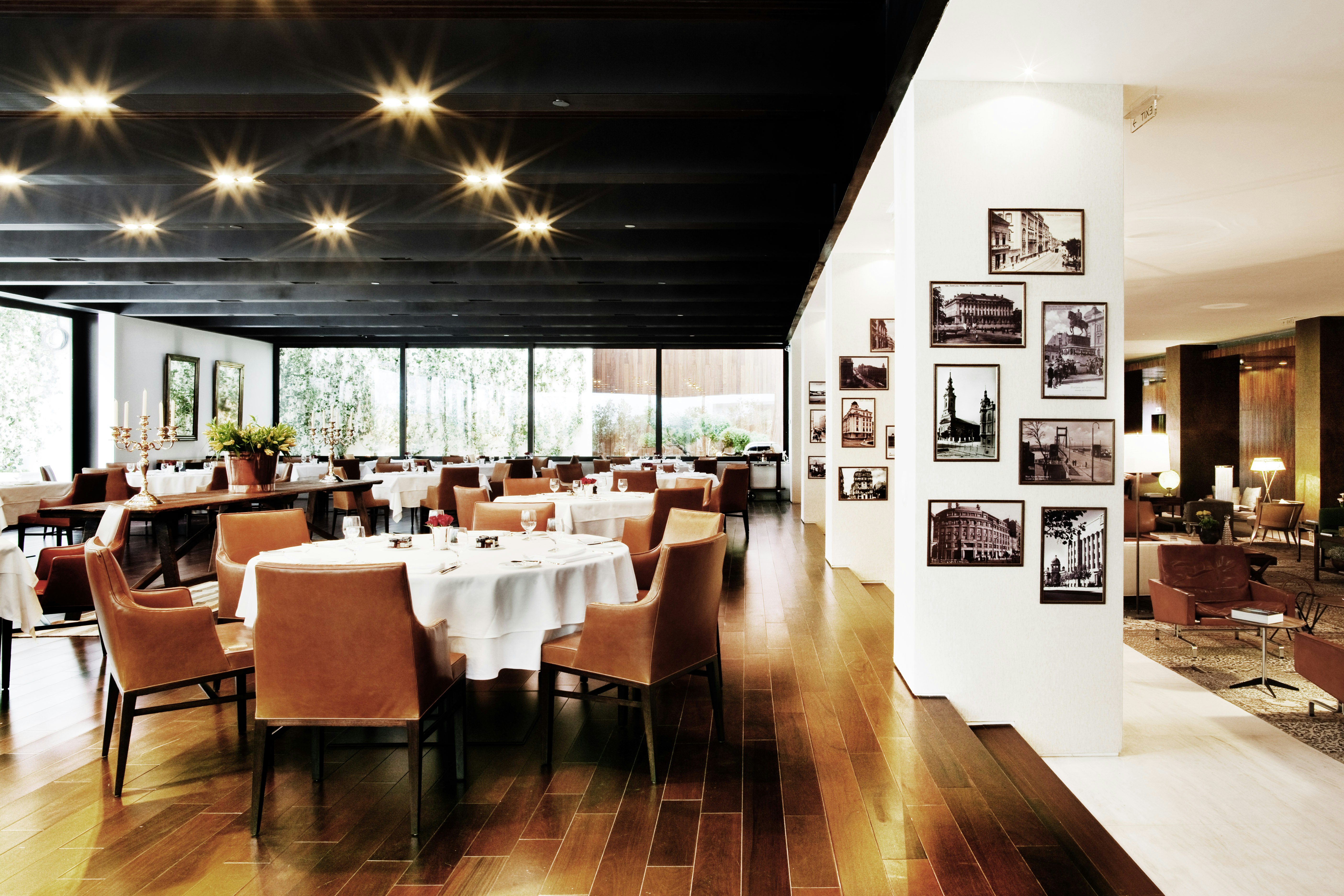 Square Nine Hotel Belgrade 57/81