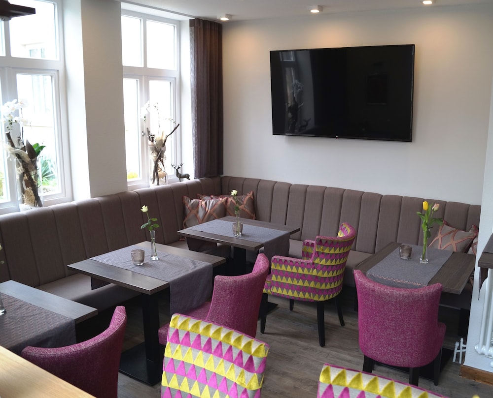 Hotel Ambiente 34/41