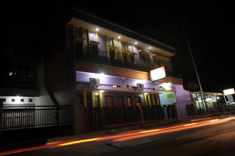 Hotel Ramayana Garut 10/50