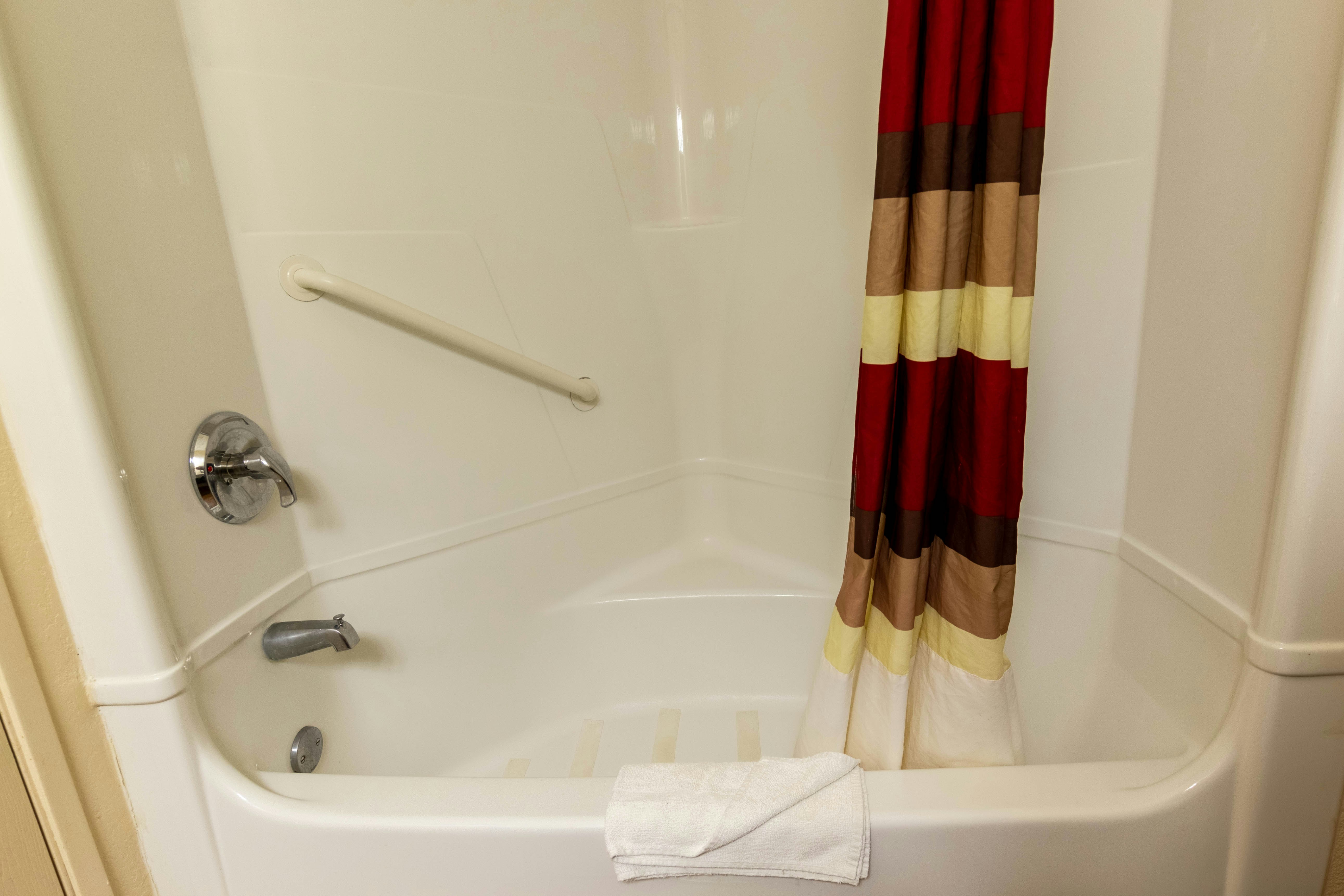 غرفة سوبيريور بسرير كينج، Red Roof Inn Georgetown 8/9