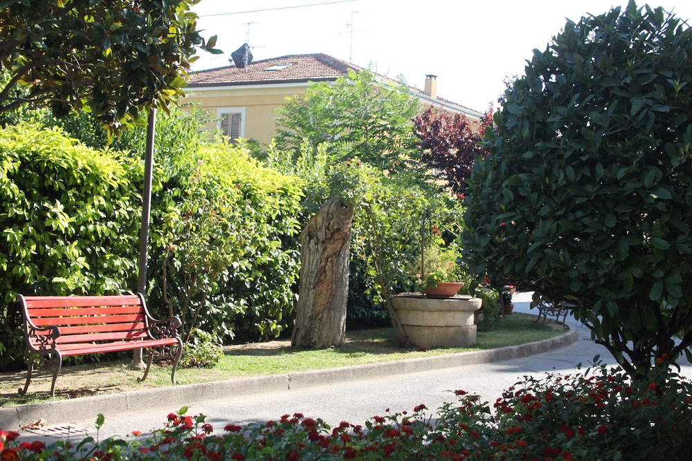 Hotel Girasole 37/43