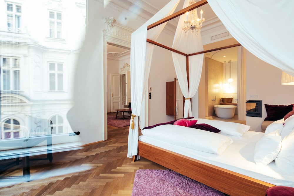 Hollmann Beletage Design and Boutique 24/62