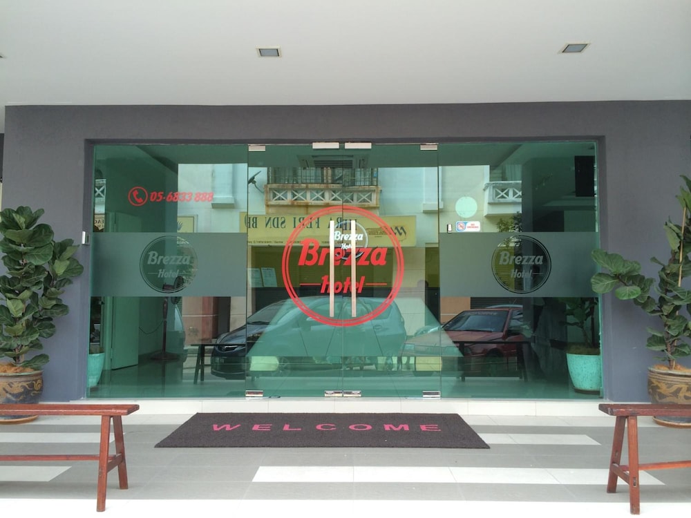 Brezza Hotel Sitiawan 1/21