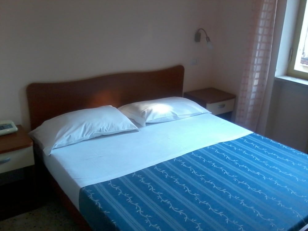 Piccolo Hotel 15/42