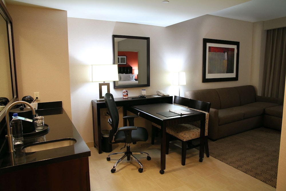Embassy Suites by Hilton Ontario Airport 52/55