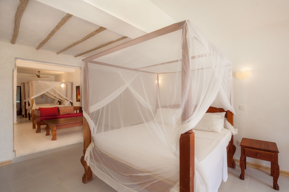 Blue Marlin Beach Hotel 19/50