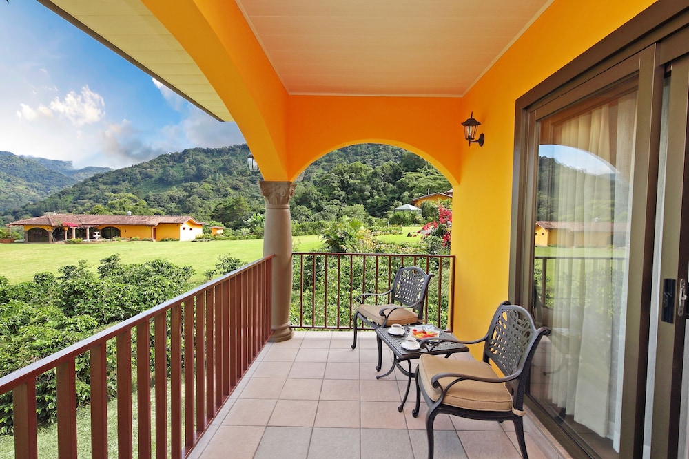 Los Establos Boutique Hotel 3/36