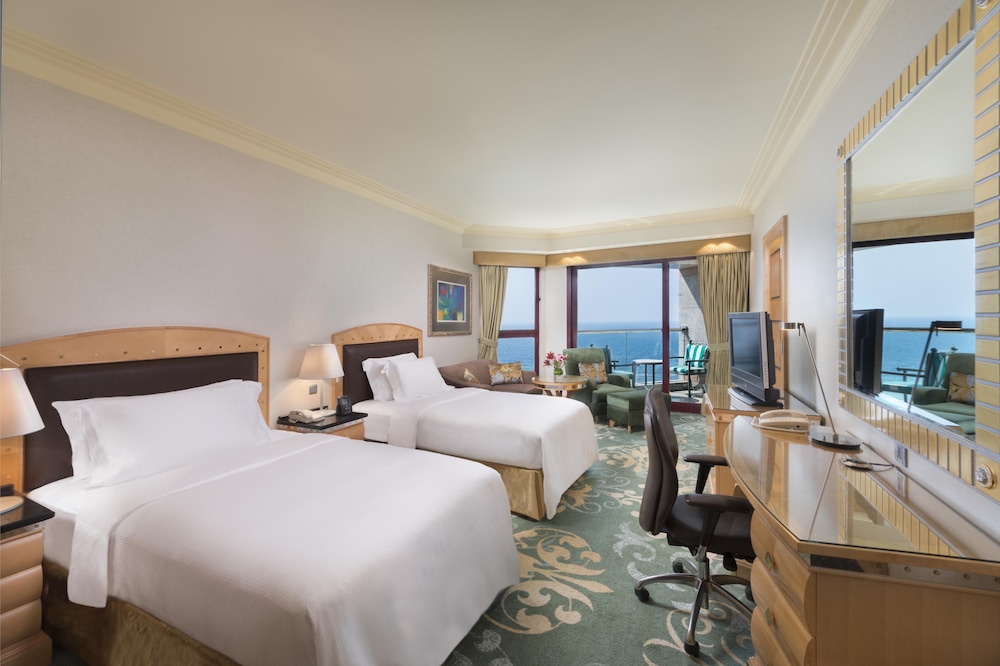 Jeddah Hilton 20/59
